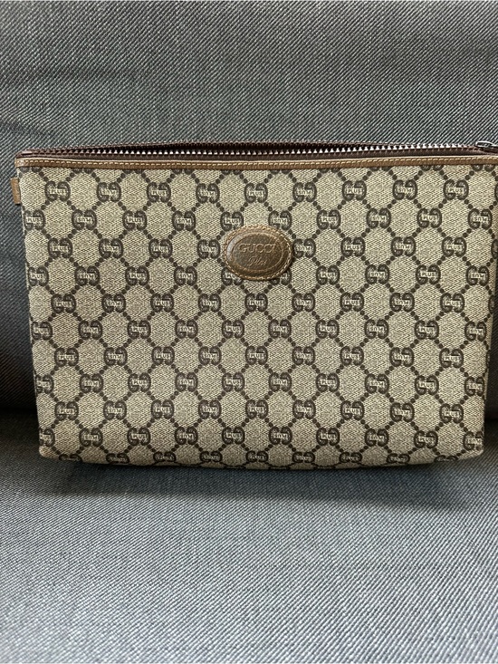Gucci Handbags - Gucci Plus Supreme Clutch / Cosmetic Bag – Vintage Preowned – Authentic – EUC
